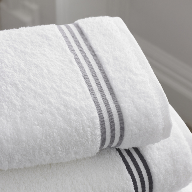 Clean Bath Towels